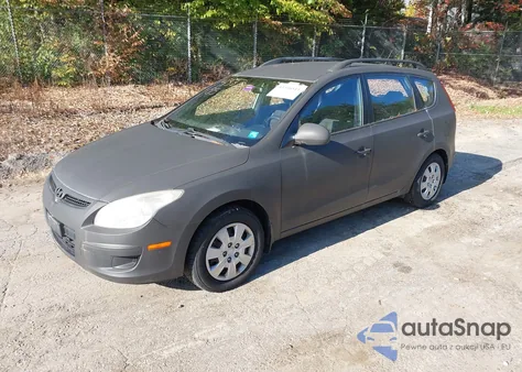 2011 Hyundai Elantra Touring Gls z USA, uszkodzony, nr VIN KMHDC8AE8BU124042